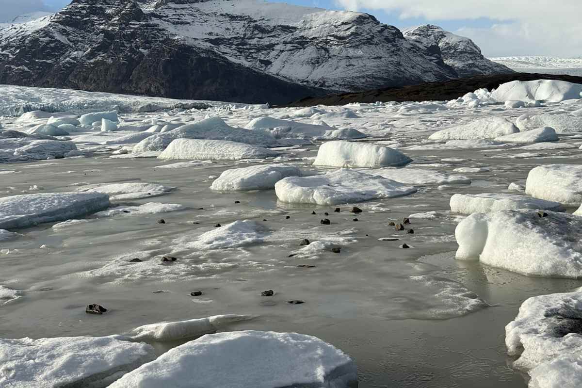 IcelandJournal com Review, Features, Content Strategy & SEO Analysis for India